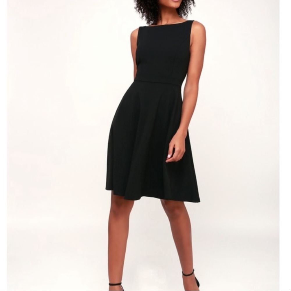Lulu’s Fall For You Black Skater Dress Medium